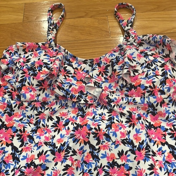 Island Escape womens ruffles floral swim top size 14. - Picture 2 of 6